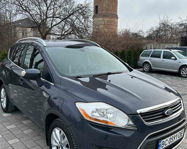Серый Форд Куга, объемом двигателя 2 л и пробегом 227 тыс. км за 10500 $, фото 2 на Automoto.ua