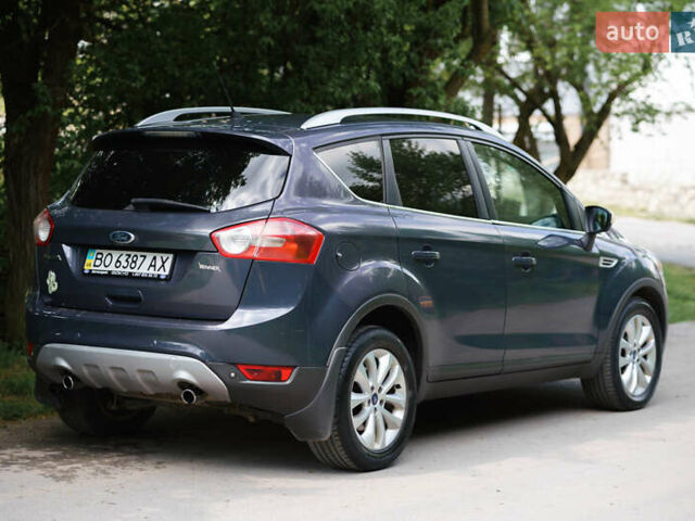 Серый Форд Куга, объемом двигателя 2 л и пробегом 307 тыс. км за 11500 $, фото 3 на Automoto.ua