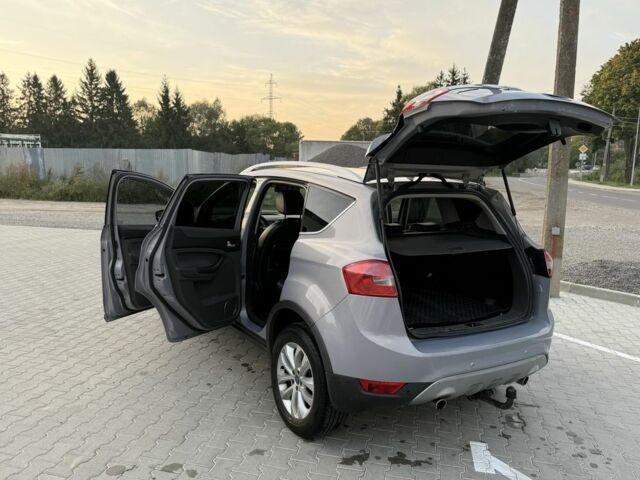 Сірий Форд Куга, об'ємом двигуна 2 л та пробігом 312 тис. км за 10500 $, фото 3 на Automoto.ua