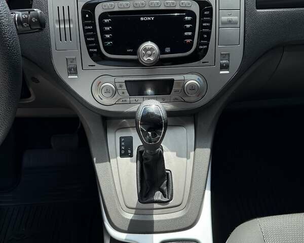 Сірий Форд Куга, об'ємом двигуна 2 л та пробігом 176 тис. км за 11500 $, фото 33 на Automoto.ua