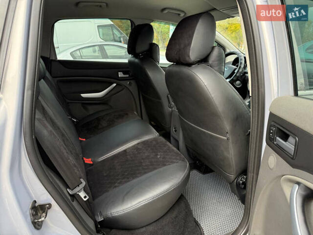 Серый Форд Куга, объемом двигателя 2.52 л и пробегом 167 тыс. км за 10999 $, фото 11 на Automoto.ua