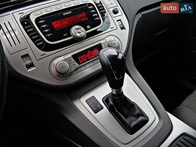 Сірий Форд Куга, об'ємом двигуна 2 л та пробігом 218 тис. км за 9600 $, фото 10 на Automoto.ua
