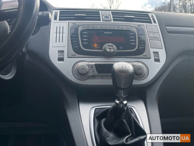 Сірий Форд Куга, об'ємом двигуна 2 л та пробігом 232 тис. км за 12800 $, фото 12 на Automoto.ua
