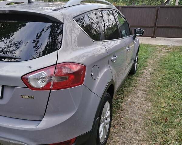Сірий Форд Куга, об'ємом двигуна 2 л та пробігом 301 тис. км за 10800 $, фото 5 на Automoto.ua