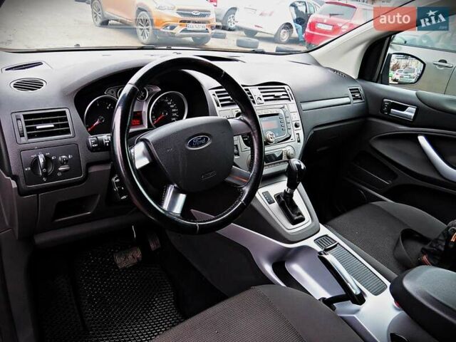 Сірий Форд Куга, об'ємом двигуна 2 л та пробігом 218 тис. км за 9600 $, фото 5 на Automoto.ua