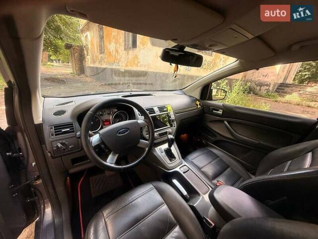 Серый Форд Куга, объемом двигателя 2.5 л и пробегом 235 тыс. км за 11700 $, фото 6 на Automoto.ua