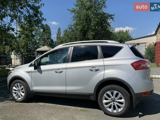 Сірий Форд Куга, об'ємом двигуна 2 л та пробігом 131 тис. км за 12500 $, фото 15 на Automoto.ua