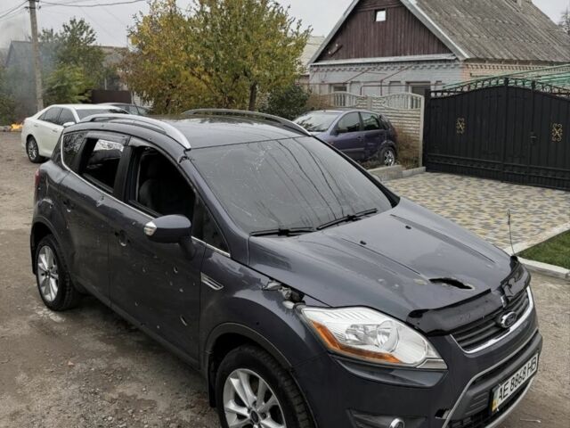Серый Форд Куга, объемом двигателя 0 л и пробегом 230 тыс. км за 5500 $, фото 1 на Automoto.ua