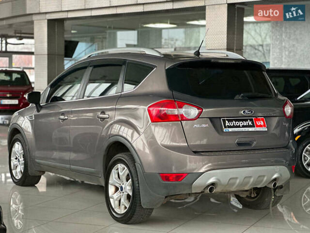Сірий Форд Куга, об'ємом двигуна 2 л та пробігом 108 тис. км за 12990 $, фото 5 на Automoto.ua