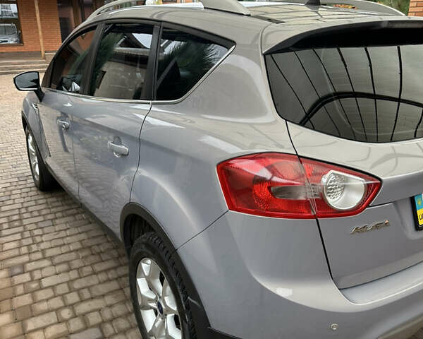 Серый Форд Куга, объемом двигателя 2 л и пробегом 134 тыс. км за 11500 $, фото 3 на Automoto.ua