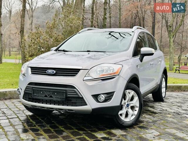 Серый Форд Куга, объемом двигателя 2 л и пробегом 235 тыс. км за 12700 $, фото 3 на Automoto.ua