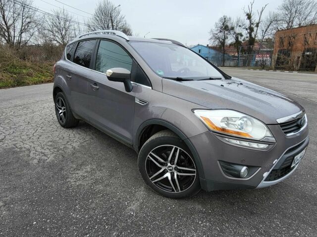 Серый Форд Куга, объемом двигателя 2 л и пробегом 202 тыс. км за 6298 $, фото 3 на Automoto.ua