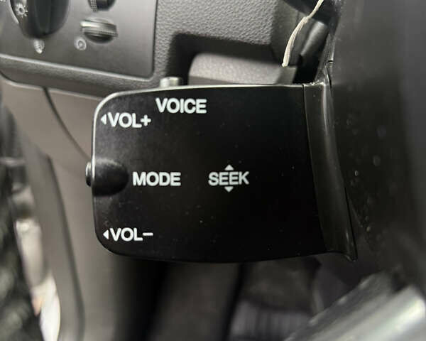 Серый Форд Куга, объемом двигателя 2 л и пробегом 184 тыс. км за 9500 $, фото 25 на Automoto.ua