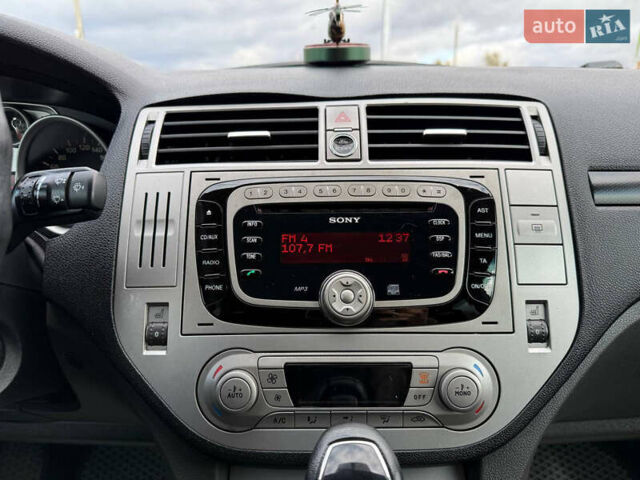 Серый Форд Куга, объемом двигателя 2.52 л и пробегом 167 тыс. км за 10999 $, фото 15 на Automoto.ua