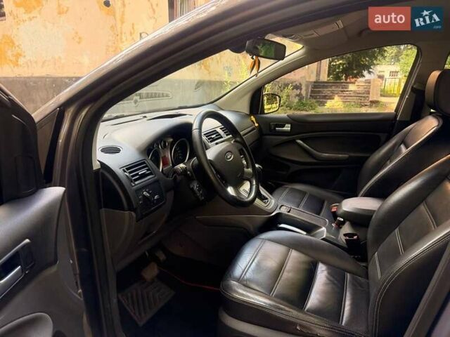 Серый Форд Куга, объемом двигателя 2.5 л и пробегом 235 тыс. км за 11700 $, фото 5 на Automoto.ua