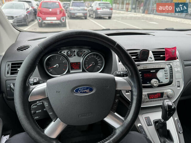 Сірий Форд Куга, об'ємом двигуна 2.52 л та пробігом 187 тис. км за 11800 $, фото 22 на Automoto.ua