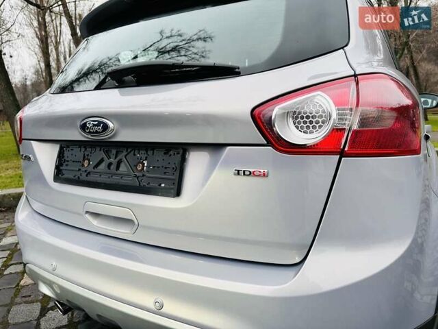 Серый Форд Куга, объемом двигателя 2 л и пробегом 235 тыс. км за 12700 $, фото 36 на Automoto.ua