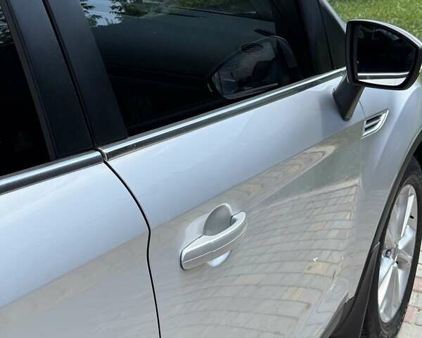 Сірий Форд Куга, об'ємом двигуна 2 л та пробігом 176 тис. км за 11500 $, фото 17 на Automoto.ua