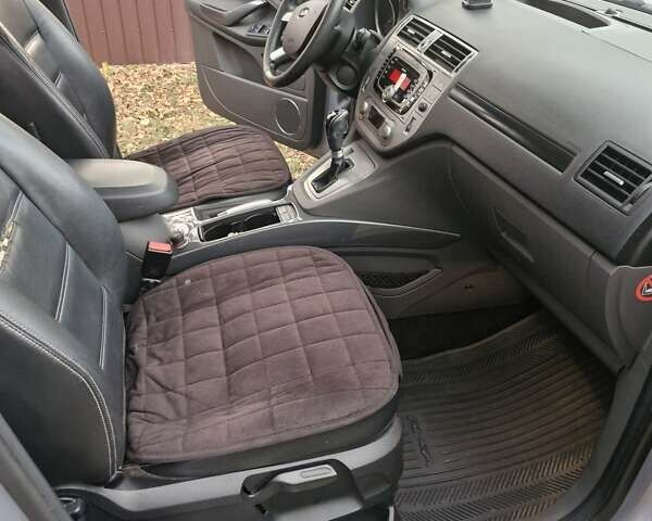 Сірий Форд Куга, об'ємом двигуна 2 л та пробігом 301 тис. км за 10800 $, фото 8 на Automoto.ua