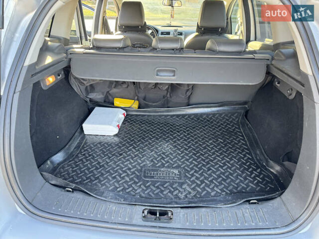 Сірий Форд Куга, об'ємом двигуна 2 л та пробігом 199 тис. км за 11000 $, фото 12 на Automoto.ua