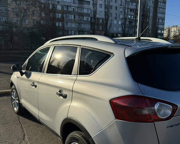 Сірий Форд Куга, об'ємом двигуна 2 л та пробігом 199 тис. км за 11000 $, фото 27 на Automoto.ua