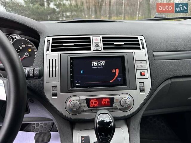 Серый Форд Куга, объемом двигателя 2 л и пробегом 235 тыс. км за 12700 $, фото 67 на Automoto.ua