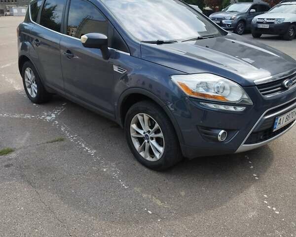 Сірий Форд Куга, об'ємом двигуна 2 л та пробігом 239 тис. км за 11800 $, фото 4 на Automoto.ua