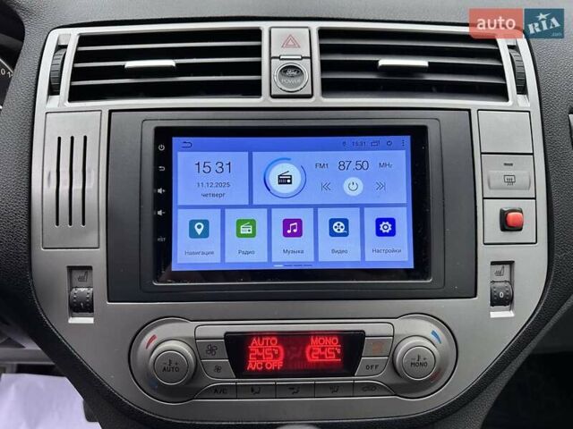 Серый Форд Куга, объемом двигателя 2 л и пробегом 235 тыс. км за 12700 $, фото 68 на Automoto.ua