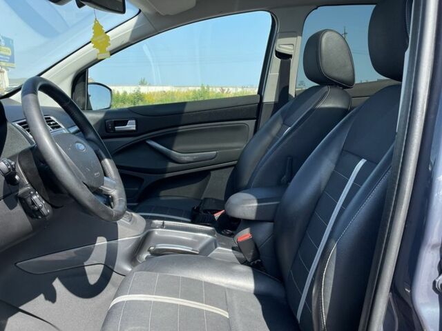 Сірий Форд Куга, об'ємом двигуна 2 л та пробігом 280 тис. км за 5954 $, фото 7 на Automoto.ua