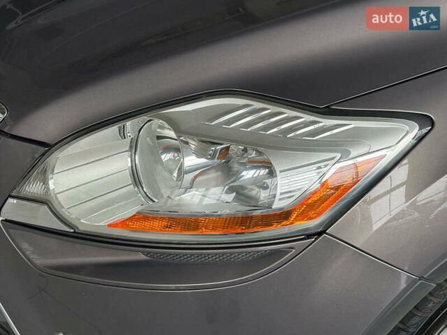 Сірий Форд Куга, об'ємом двигуна 2 л та пробігом 108 тис. км за 12990 $, фото 7 на Automoto.ua