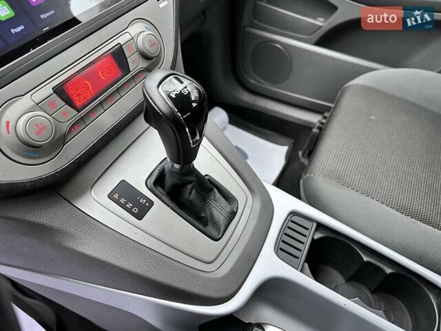 Серый Форд Куга, объемом двигателя 2 л и пробегом 235 тыс. км за 12700 $, фото 72 на Automoto.ua