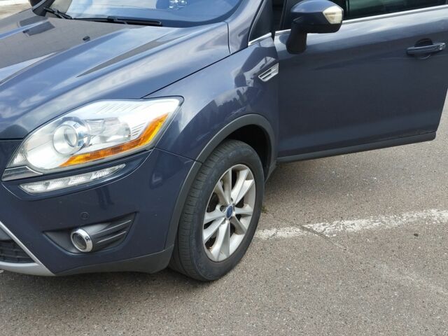 Серый Форд Куга, объемом двигателя 2 л и пробегом 240 тыс. км за 10600 $, фото 10 на Automoto.ua