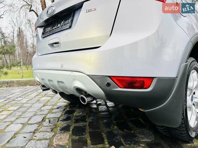 Серый Форд Куга, объемом двигателя 2 л и пробегом 235 тыс. км за 12700 $, фото 38 на Automoto.ua