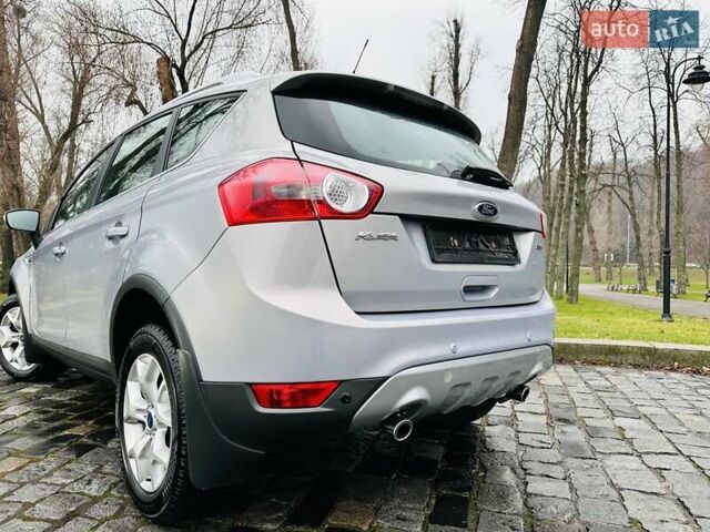 Серый Форд Куга, объемом двигателя 2 л и пробегом 235 тыс. км за 12700 $, фото 50 на Automoto.ua