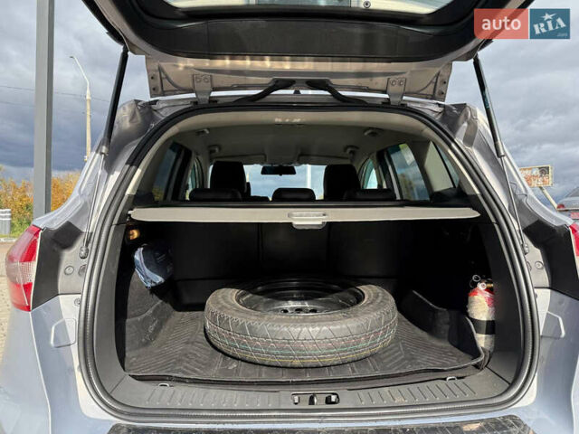 Серый Форд Куга, объемом двигателя 2.52 л и пробегом 167 тыс. км за 10999 $, фото 19 на Automoto.ua