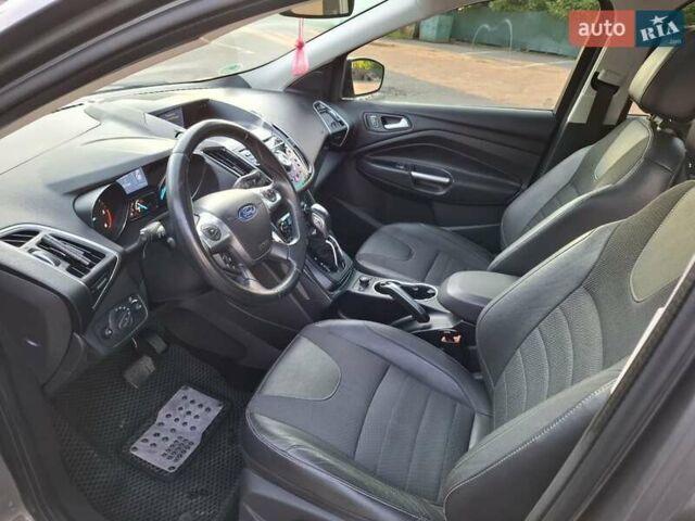 Серый Форд Куга, объемом двигателя 2 л и пробегом 221 тыс. км за 13100 $, фото 11 на Automoto.ua