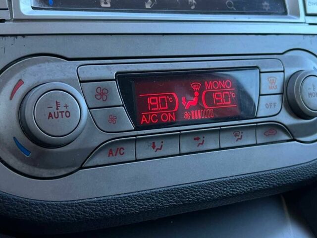 Серый Форд Куга, объемом двигателя 2 л и пробегом 100 тыс. км за 12650 $, фото 11 на Automoto.ua