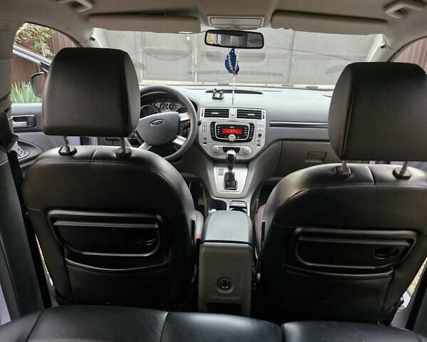 Сірий Форд Куга, об'ємом двигуна 2 л та пробігом 301 тис. км за 10800 $, фото 11 на Automoto.ua