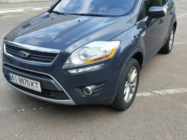 Серый Форд Куга, объемом двигателя 2 л и пробегом 240 тыс. км за 10600 $, фото 7 на Automoto.ua