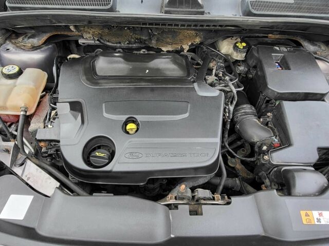 Серый Форд Куга, объемом двигателя 2 л и пробегом 202 тыс. км за 6298 $, фото 13 на Automoto.ua