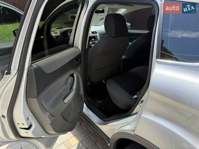 Сірий Форд Куга, об'ємом двигуна 2 л та пробігом 176 тис. км за 11500 $, фото 30 на Automoto.ua
