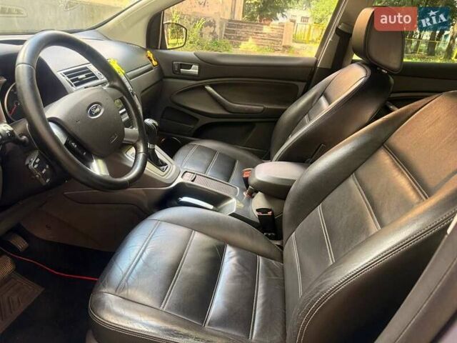 Серый Форд Куга, объемом двигателя 2.5 л и пробегом 235 тыс. км за 11700 $, фото 8 на Automoto.ua