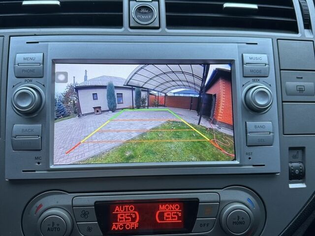 Серый Форд Куга, объемом двигателя 2 л и пробегом 134 тыс. км за 12500 $, фото 6 на Automoto.ua