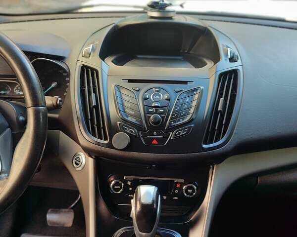Сірий Форд Куга, об'ємом двигуна 2 л та пробігом 222 тис. км за 11400 $, фото 12 на Automoto.ua