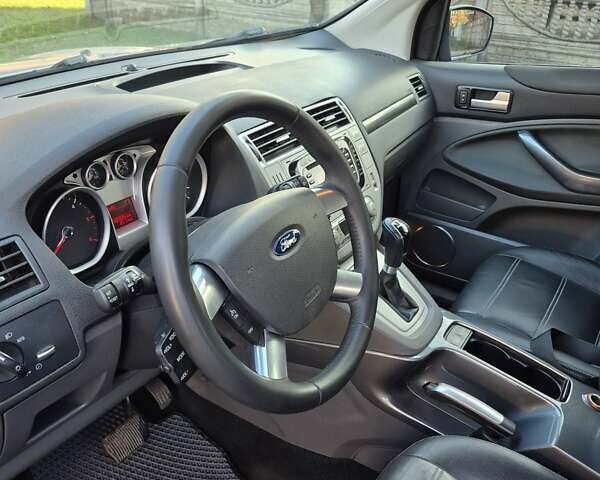 Сірий Форд Куга, об'ємом двигуна 2 л та пробігом 185 тис. км за 10500 $, фото 37 на Automoto.ua