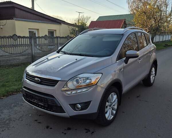Сірий Форд Куга, об'ємом двигуна 2 л та пробігом 185 тис. км за 10500 $, фото 1 на Automoto.ua