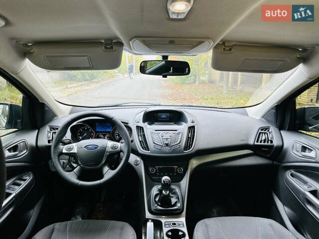 Серый Форд Куга, объемом двигателя 2 л и пробегом 187 тыс. км за 11500 $, фото 38 на Automoto.ua