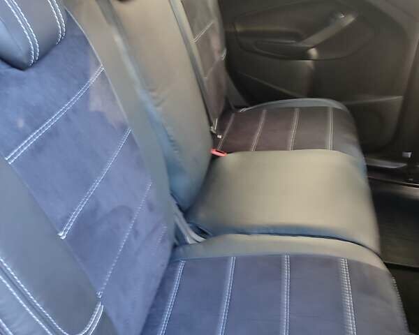 Сірий Форд Куга, об'ємом двигуна 2 л та пробігом 222 тис. км за 11400 $, фото 7 на Automoto.ua