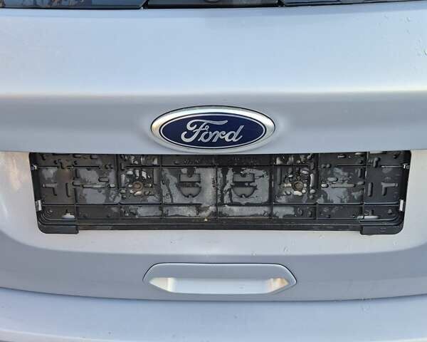 Сірий Форд Куга, об'ємом двигуна 2 л та пробігом 185 тис. км за 10500 $, фото 13 на Automoto.ua