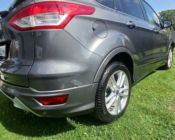 Серый Форд Куга, объемом двигателя 2 л и пробегом 207 тыс. км за 13500 $, фото 6 на Automoto.ua